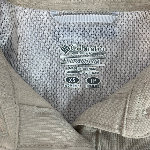 Columbia Titanium Women’s Tops - Picture 4 of 8